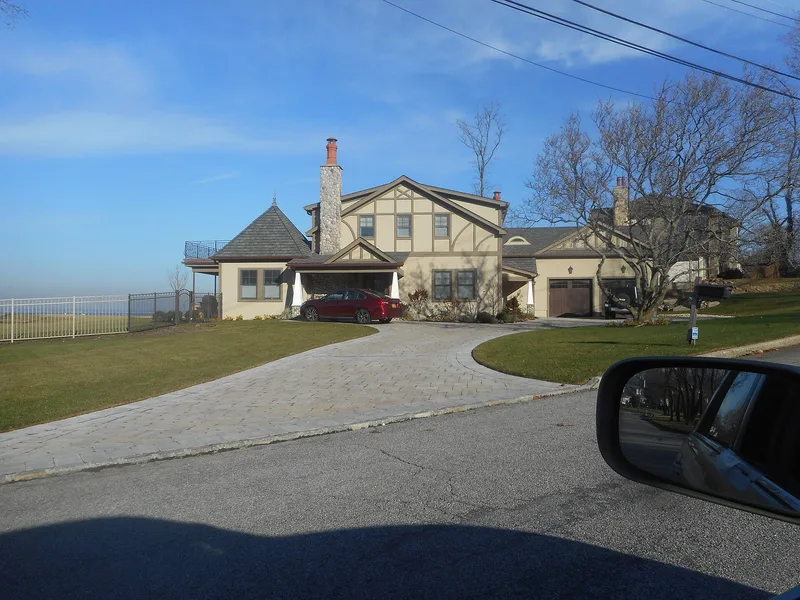 Shell House, The, Glen Cove, New York