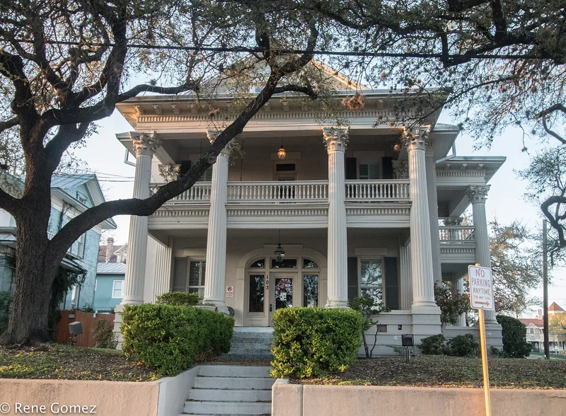 Barnes-Laird House, San Antonio, Texas