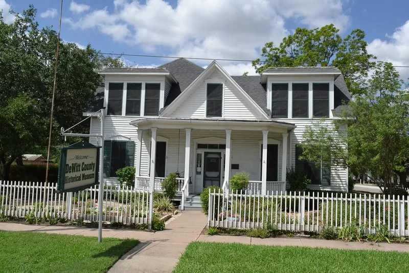 Bates-Sheppard House, Cuero, Texas