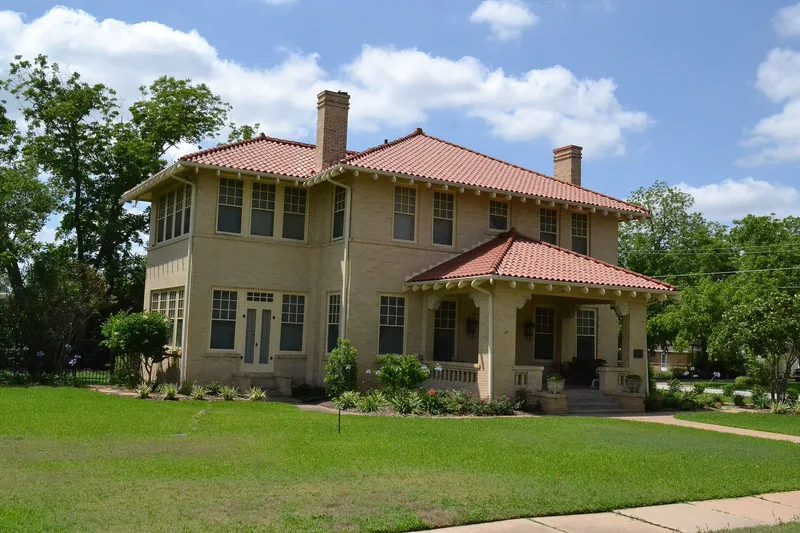 Bennett, M. D., House, Cuero, Texas