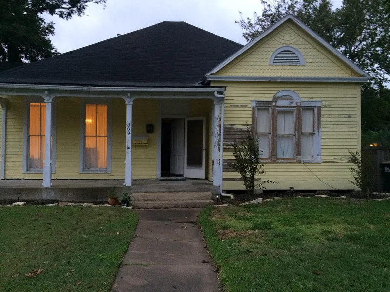 Colston-Gohmert House, Cuero, Texas