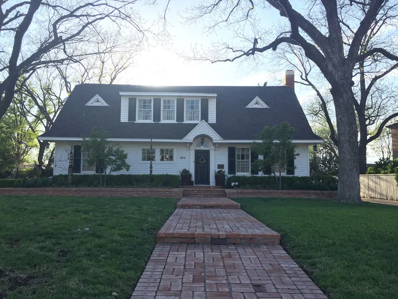 Develin House, San Angelo, Texas