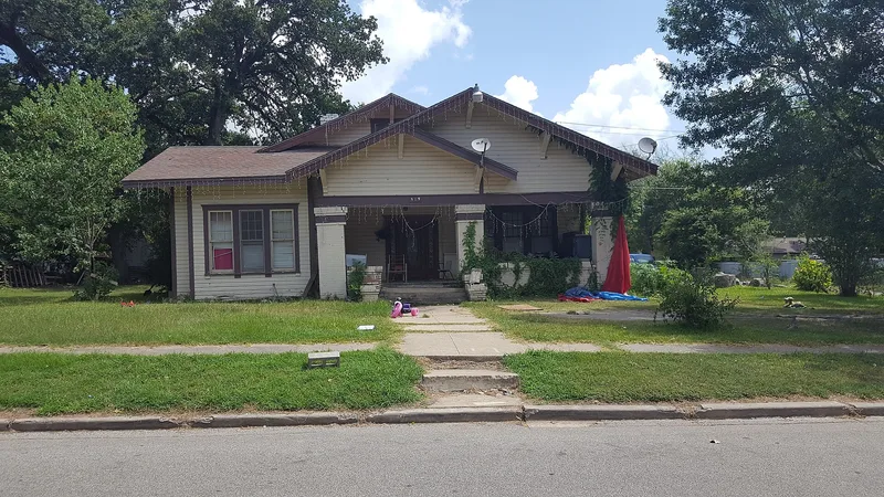 Kennedy, R. A.-J. M. Lowrey House, Lufkin, Texas
