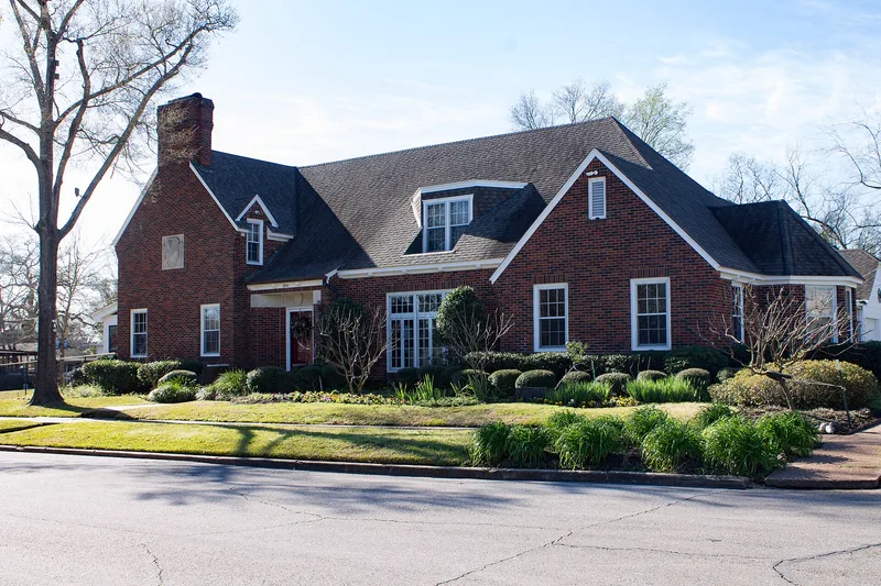 Brookshire, Houston-Yeates House, Lufkin, Texas