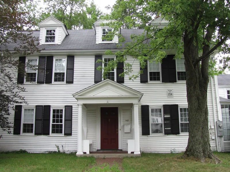 McIntosh Corner Historic District, Massachusetts