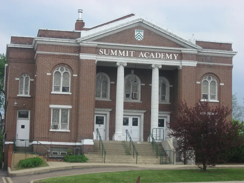 East Market Street Church of Christ, Akron, Ohio