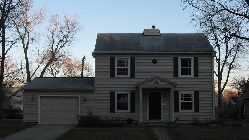 House at 121 South Ridge, Troy, Ohio