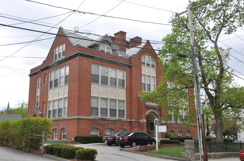 Thompson School, Webster, Massachusetts