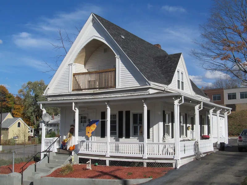 Gleason, James, Cottage, Southbridge, Massachusetts