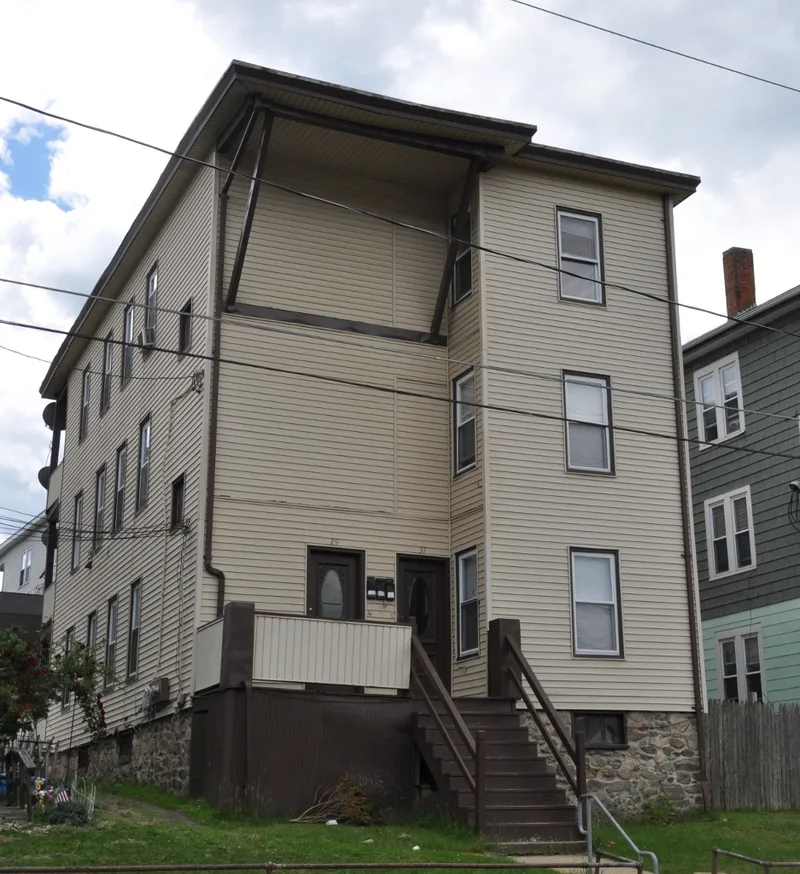 Building at 29-31 River Street, Southbridge, Massachusetts