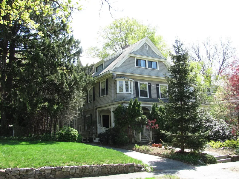 House at 20 Lawrence Street, Wakefield, Massachusetts
