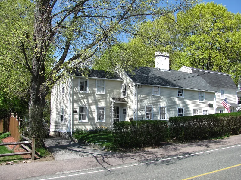House at 19-21 Salem Street, Wakefield, Massachusetts