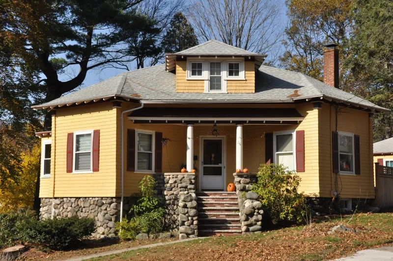 House at 26 Francis Avenue, Wakefield, Massachusetts