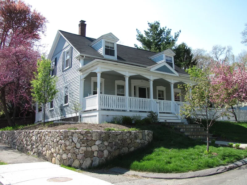 House at 95 Chestnut Street, Wakefield, Massachusetts