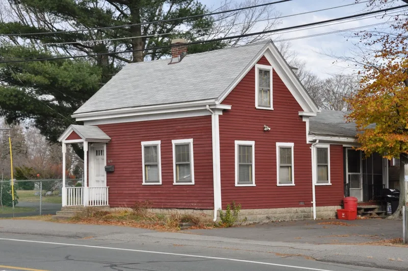 House at 509 North Avenue, Wakefield, Massachusetts