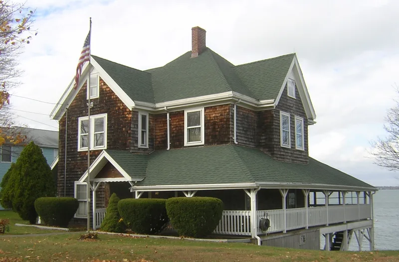 House at 32 Bayview Avenue, Quincy, Massachusetts
