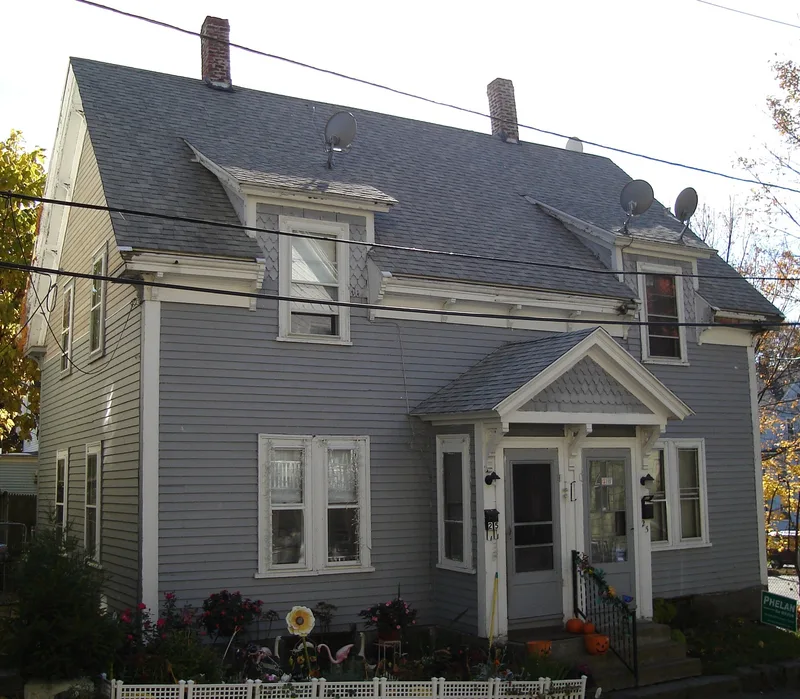 House at 23-25 Prout Street, Quincy, Massachusetts