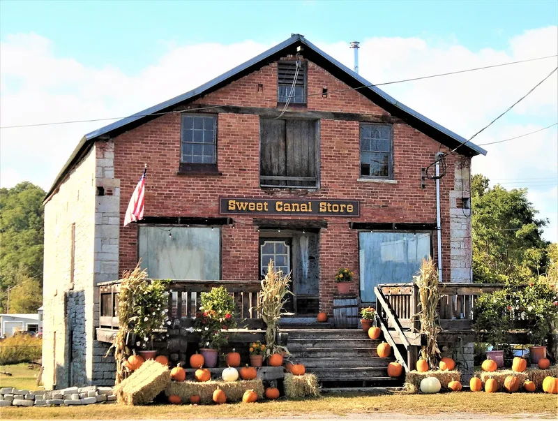 Sweet, Samuel, Canal Store, Amsterdam, New York