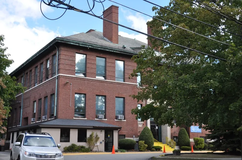 Robbins, Royal E., School, Waltham, Massachusetts