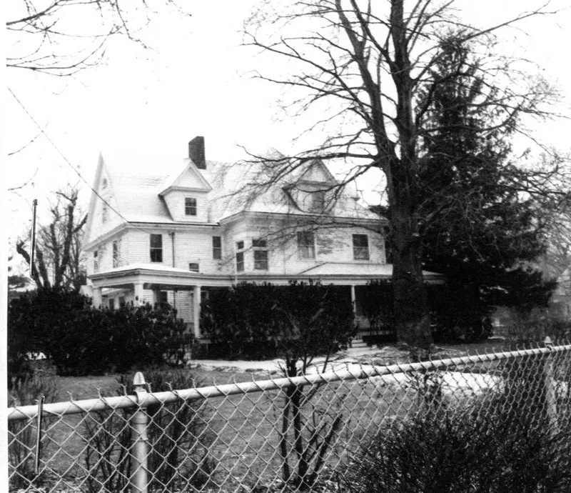 Warren, Nathan, House, Waltham, Massachusetts