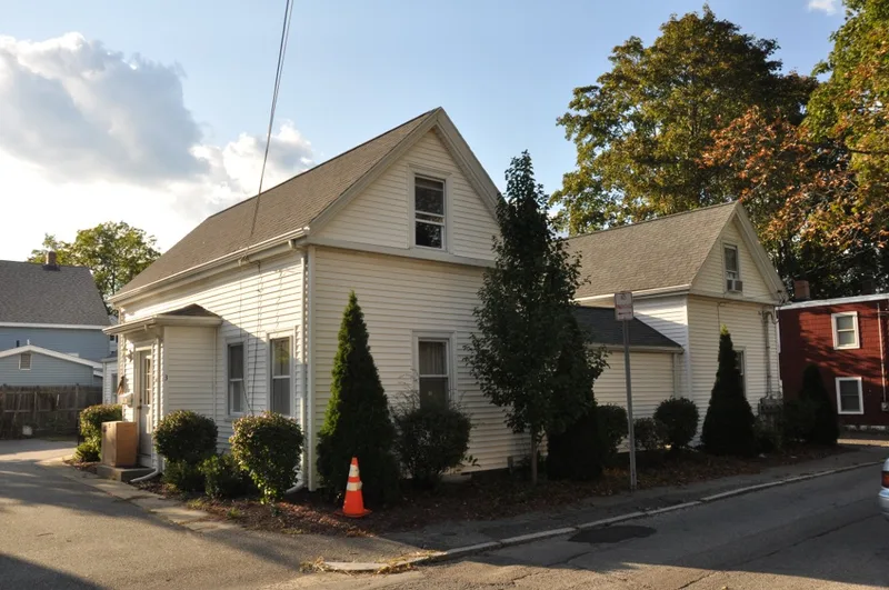Holbrook, Richard, Houses, Waltham, Massachusetts