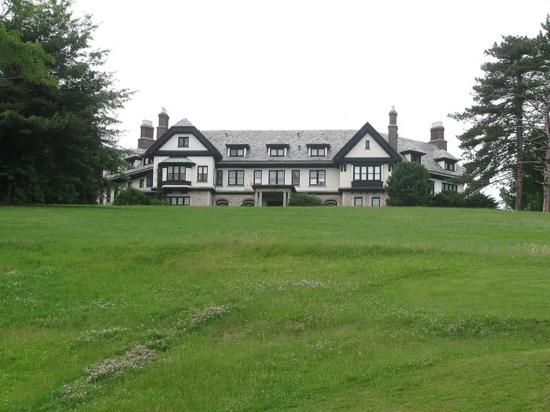 Linden Hall at Saint James Park, Pennsylvania
