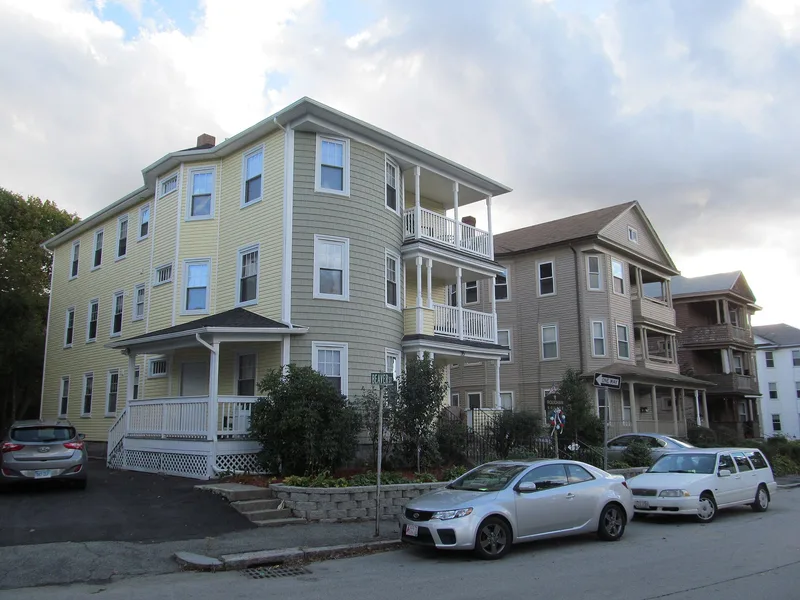 Beaver Street Historic District, Massachusetts