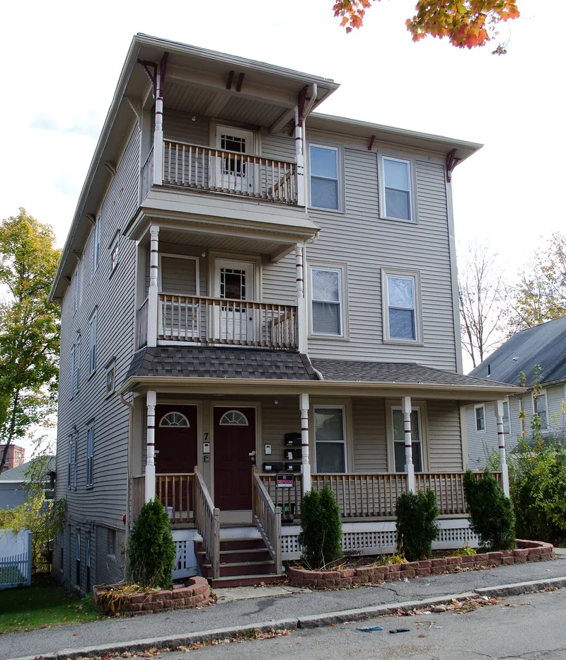 Davis, Wesley, Three-Decker, Worcester, Massachusetts