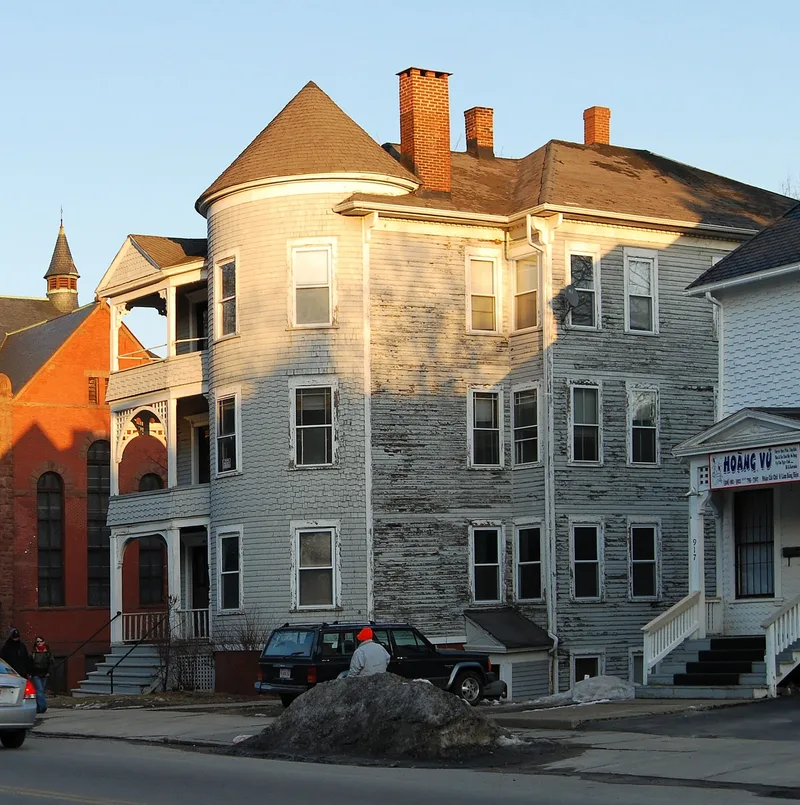 Reed, Frank, Three-Decker, Worcester, Massachusetts