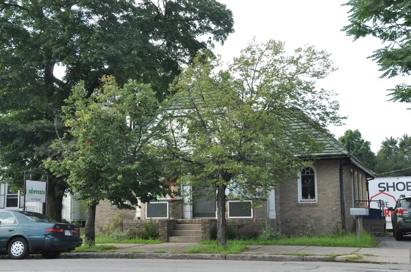 Howes, C. G., Dry Cleaning-Carley Real Estate, Newton, Massachusetts