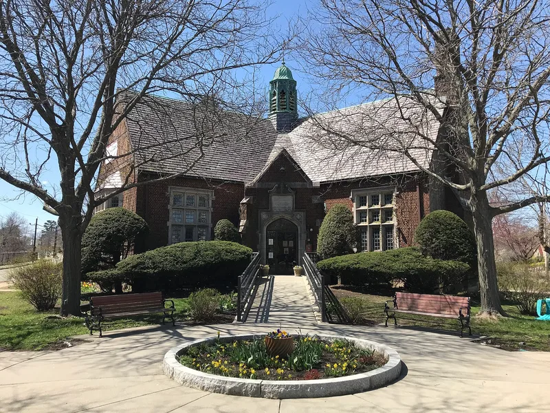 Plummer Memorial Library, Newton, Massachusetts