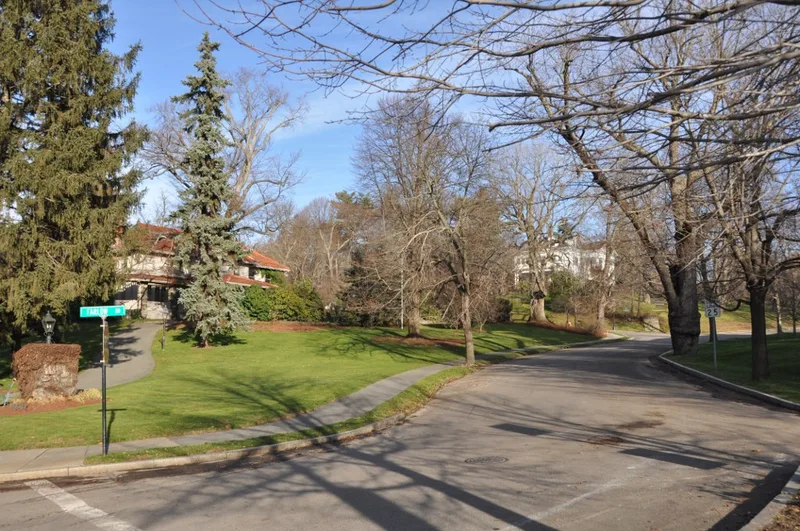 Farlow Hill Historic District, Massachusetts
