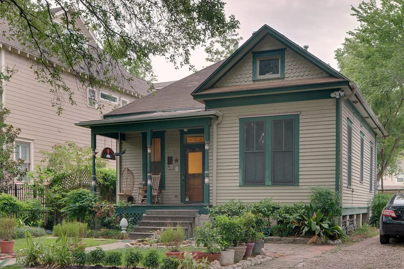 House at 1222 Harvard Street, Houston, Texas