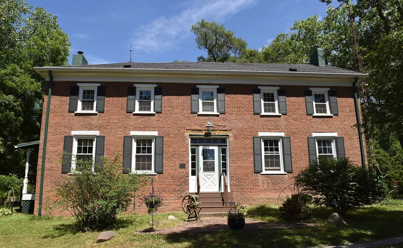 Robinson-Bonnett Inn, Bobtown, Illinois