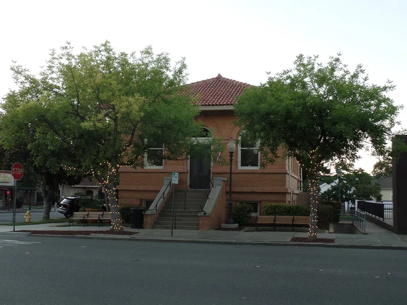 Lincoln Public Library, Lincoln, California