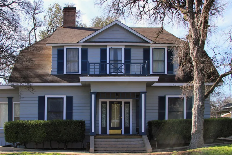 Means, V. R., House, Belton, Texas
