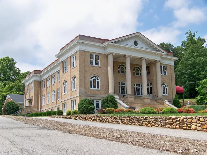 First Presbyterian Church, Marion, North Carolina