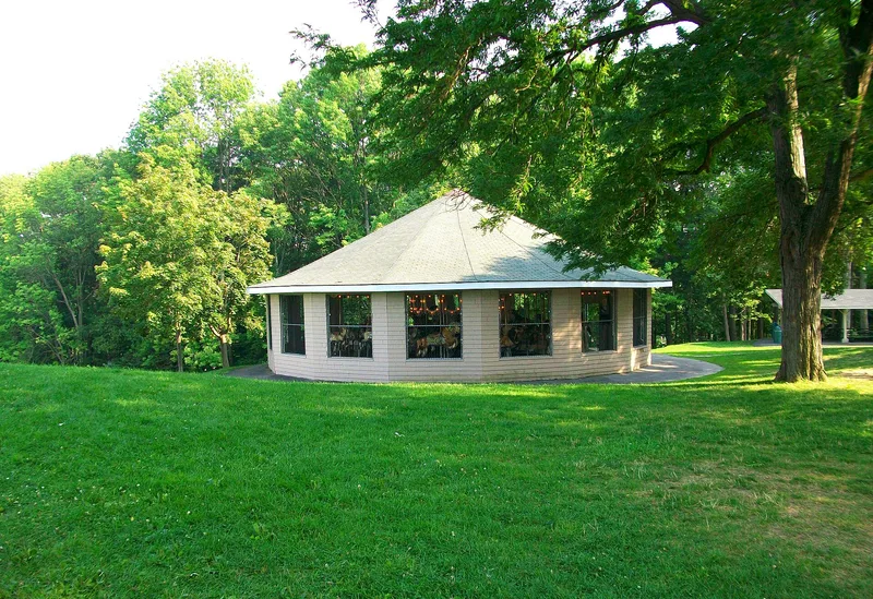 Highland Park Carousel, Endwell, New York