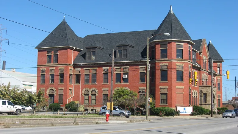 Johnson Steel Street Railway Company General Offices Building, Lorain, Ohio