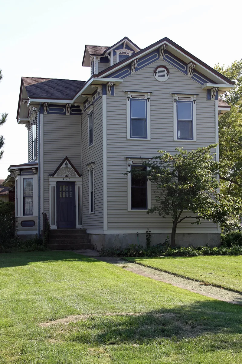 Gill-Luchsinger-Bahnsen House and Barn, Port Clinton, Ohio