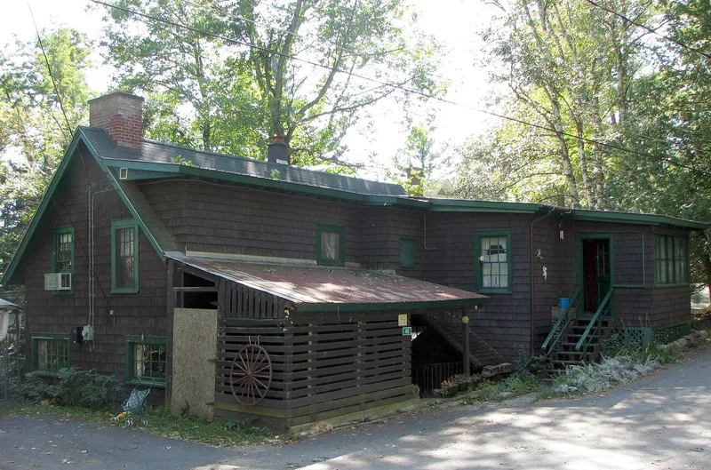 Barngalow, Saranac Lake, New York