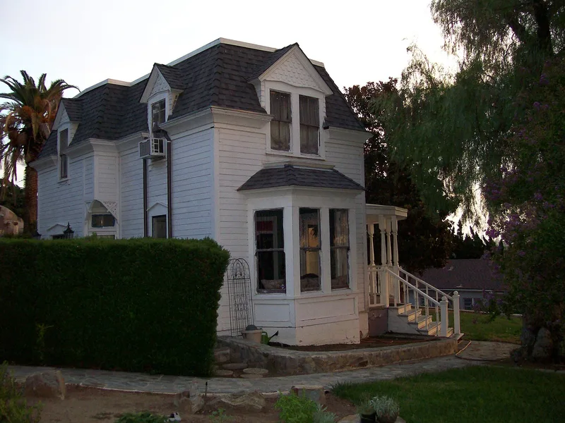 Howell House, Escondido, California