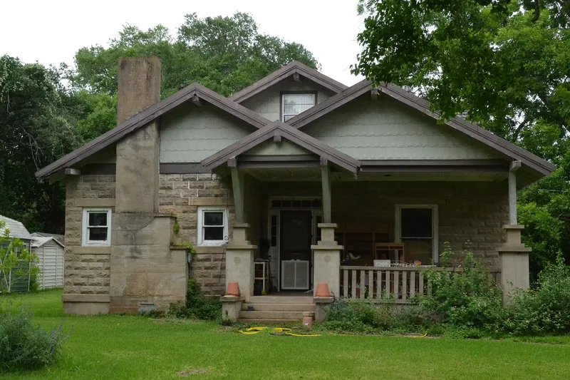 House at 512 North Resident, Wharton, Texas