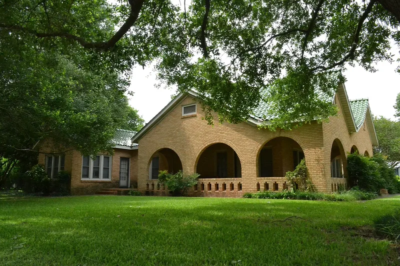 Banker, Willie, Jr., House, Wharton, Texas