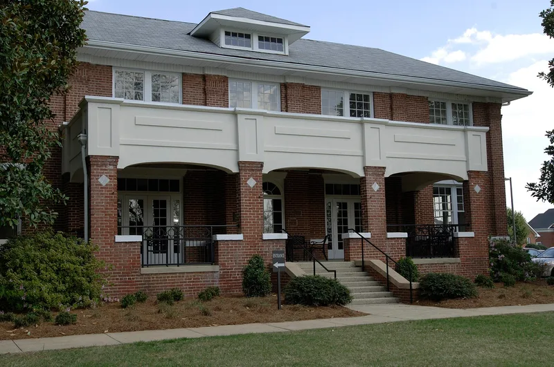 Johnston Hall, Elon College, North Carolina