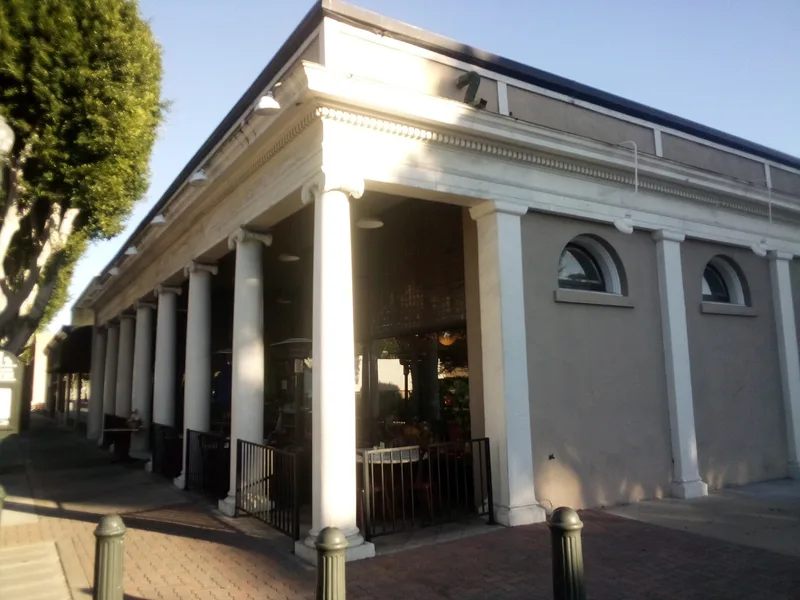 Artz Building, Tustin, California