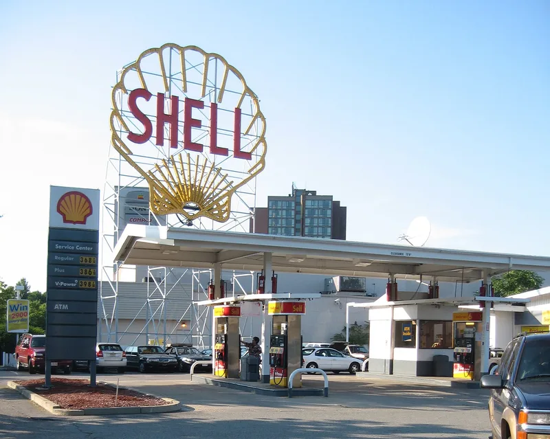 Shell Oil Company "Spectacular" Sign, Cambridge, Massachusetts