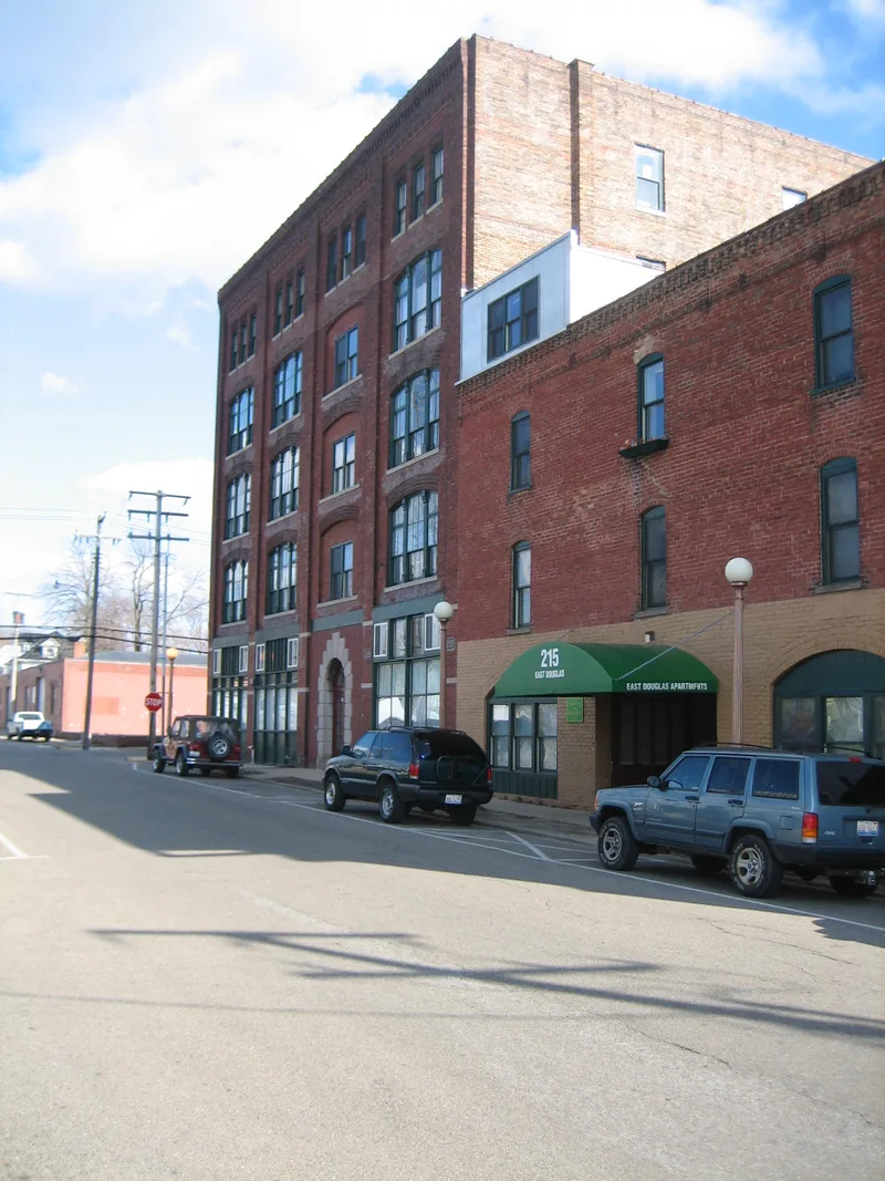 White Building, Bloomington, Illinois