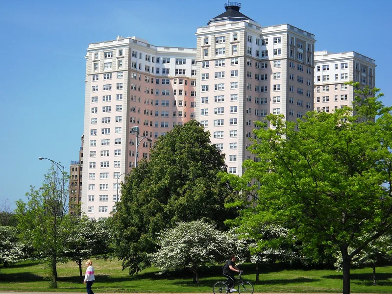 Edgewater Beach Apartments, Chicago, Illinois