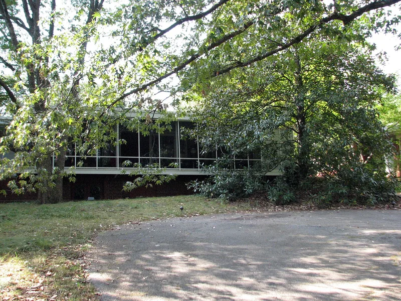Small, G. Milton, and Associates, Office Building, Raleigh, North Carolina